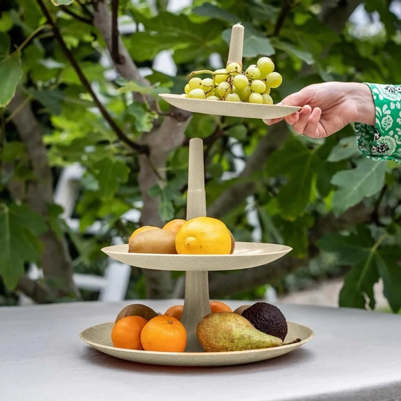 NWOT KOZIOL BABELL LIGHTWEIGHT 3-TIER PLASTIC TRAY GOLD BEIGE AND WHITE - Picture 4 of 8